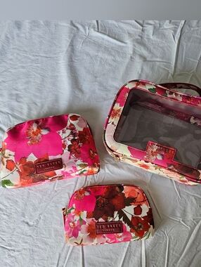 Ted Baker London Floral Travel 3-Piece Set in Pink Floral